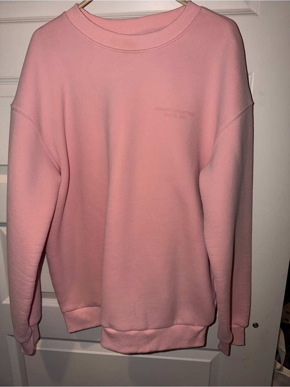 Women’s Comfrt Pastel Collection Large Crewneck Sweatshirt